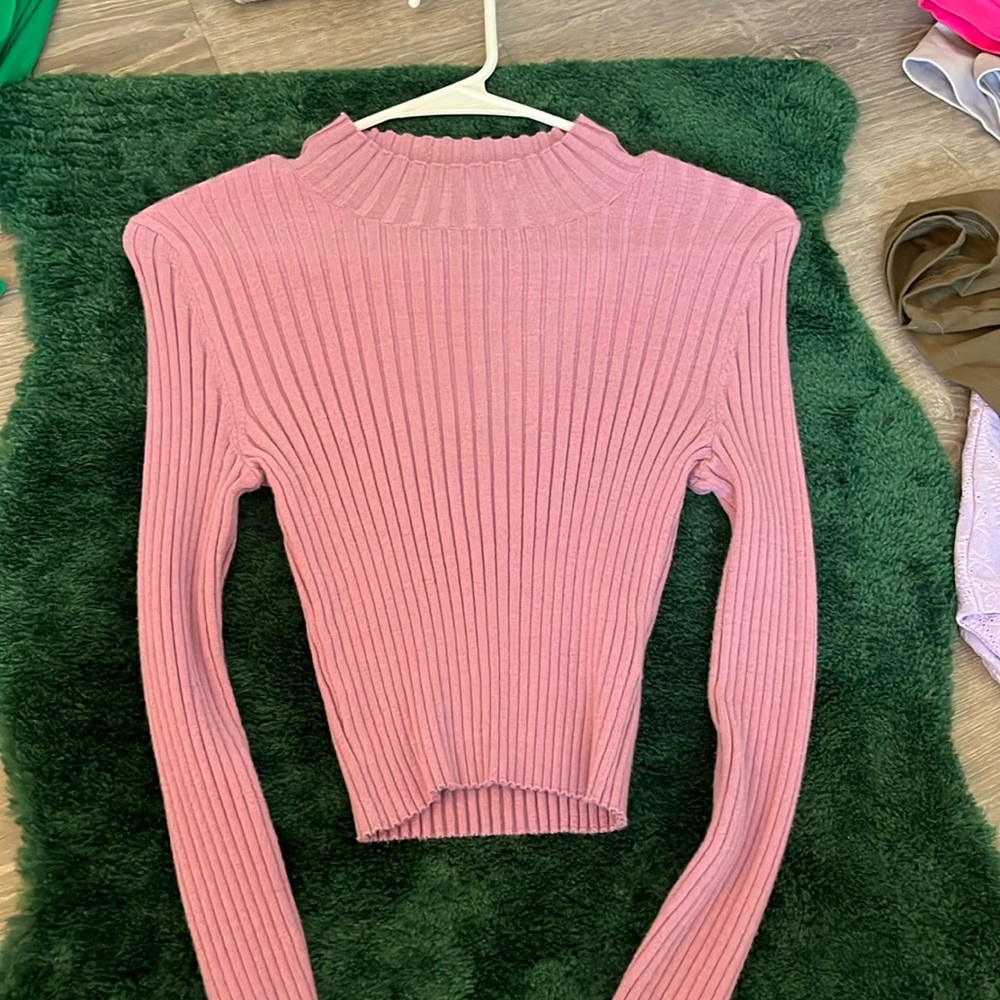Pastel purple long sleeve top from Kendall&Kylie. Size small